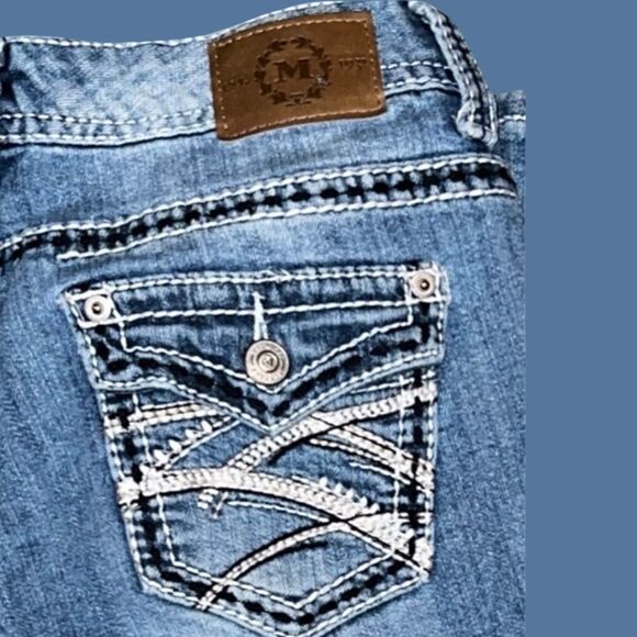 Maurice’s Embellished Mid Rise Jeans Size 5/6 31x31 #9 - Picture 3 of 6